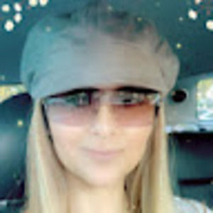 Meet your Posher, Annette